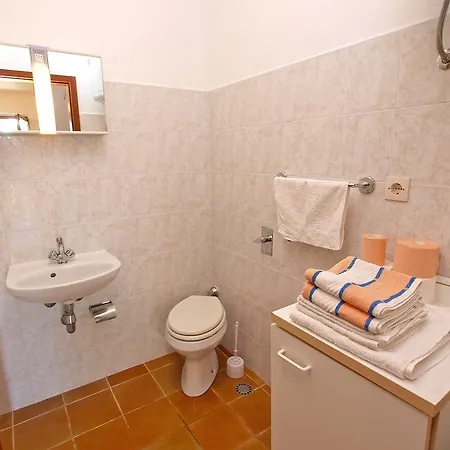 Pensjonat Ana 920 Fažana